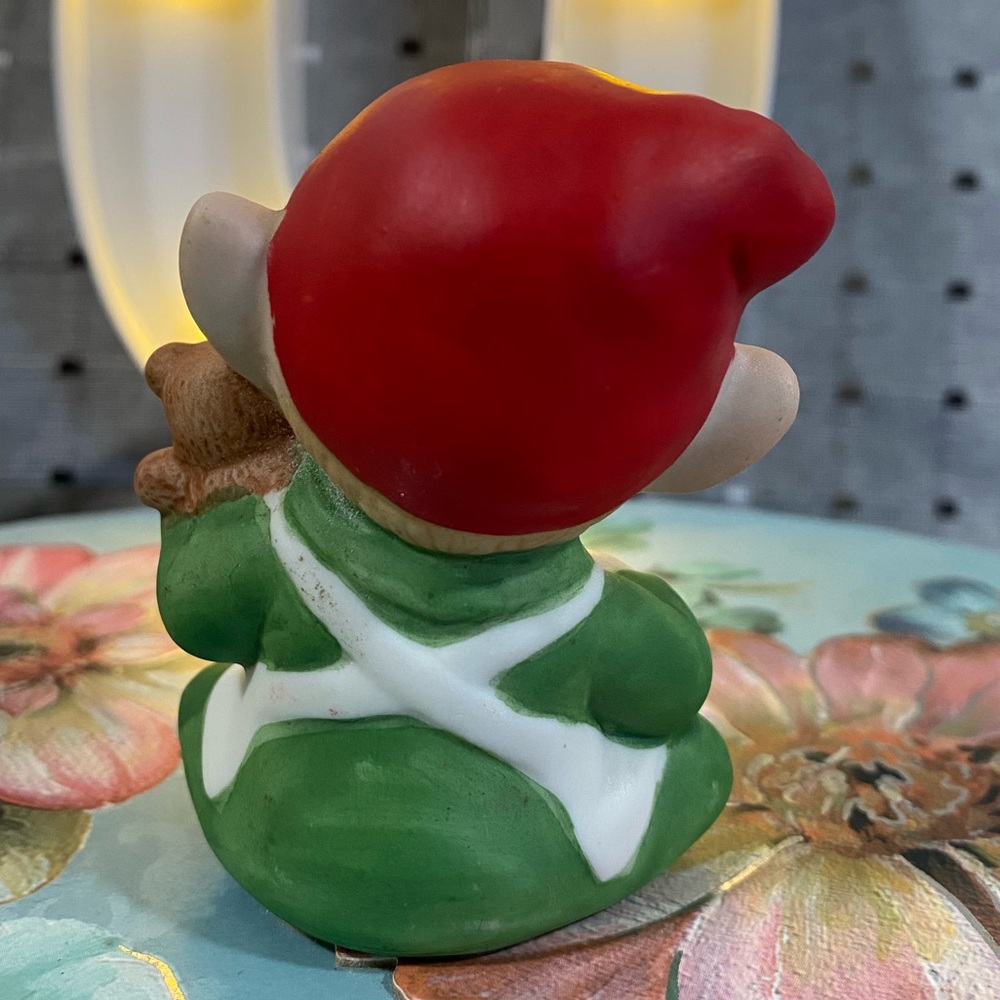 Vintage Homco Christmas Elves Figurines
Set 5253 Set of Three (3) - Picture 10 of 16